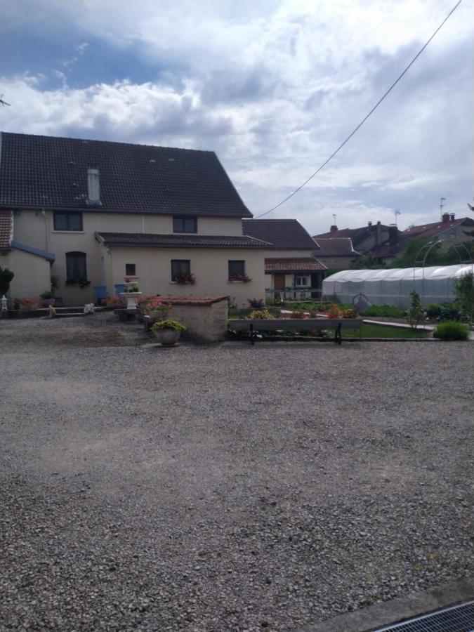 A La Maison Du Bonheur Lanty-sur-Aube Exterior foto